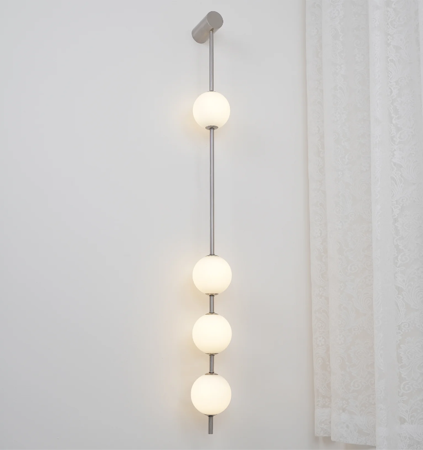 Vertical Balls Wall Lamp