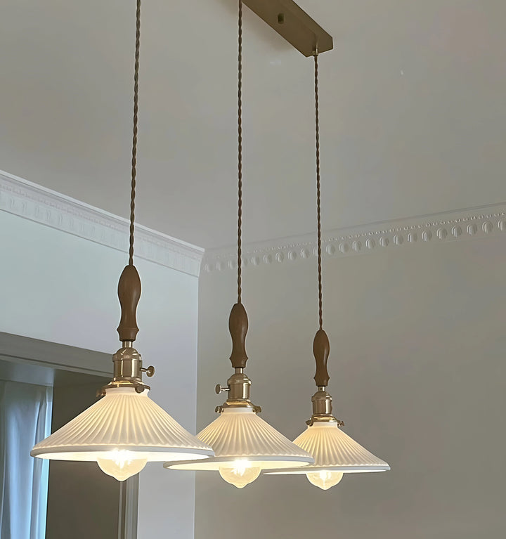 VINTAGE CERAMIC PLEATED PENDANT LIGHT