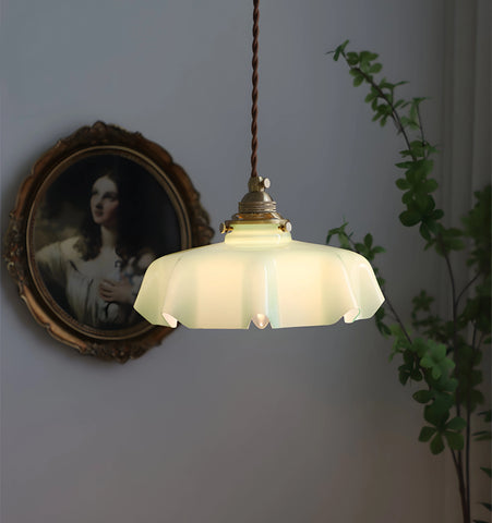 VINTAGE FLORAL PENDANT LIGHT