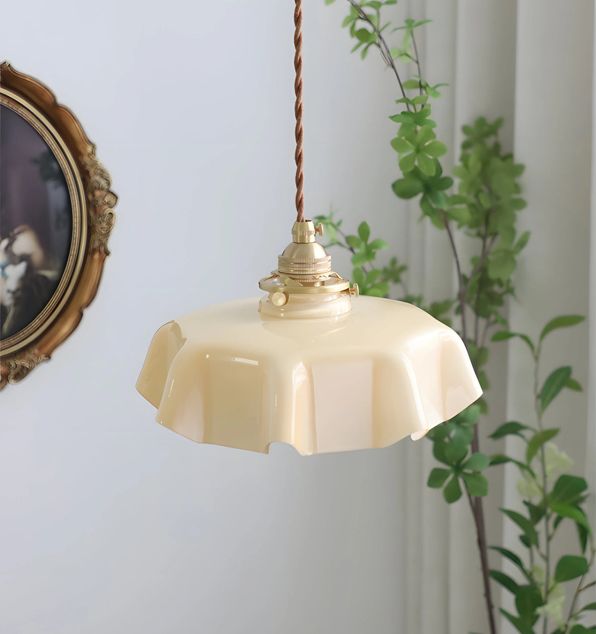 VINTAGE FLORAL PENDANT LIGHT - Beige