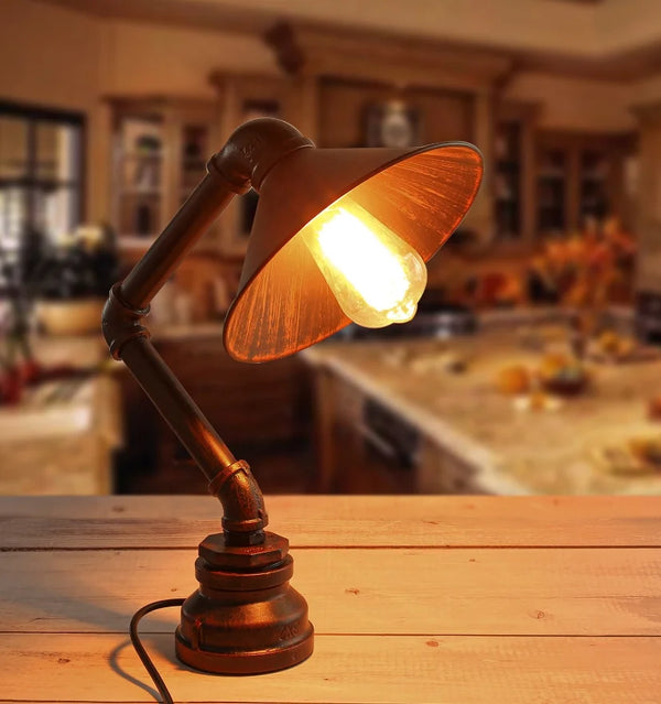 VINTAGE INDUSTRIAL PIPE TABLE LAMP