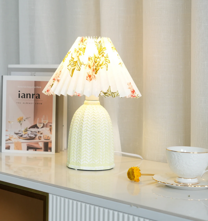 Vintage Pleated Table Lamp