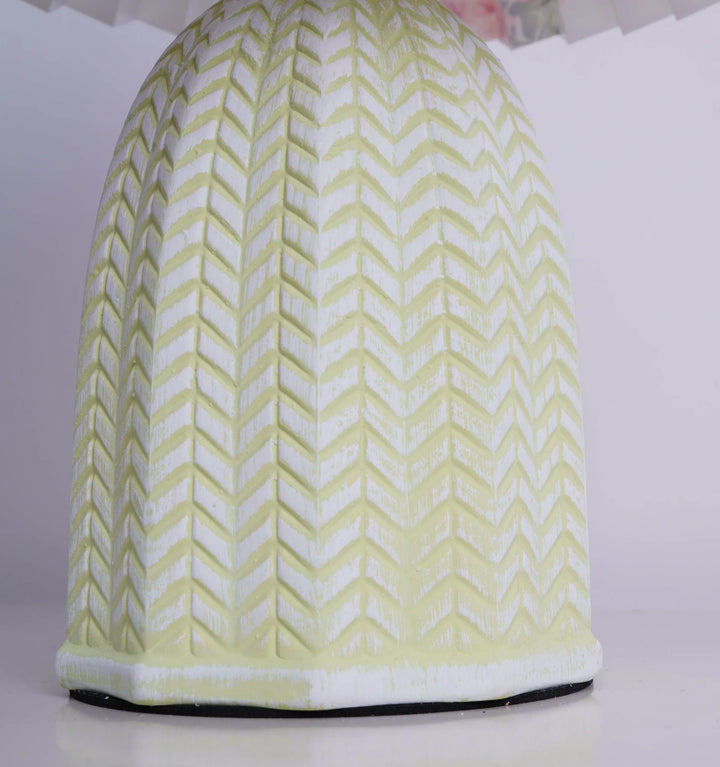 Vintage Pleated Table Lamp