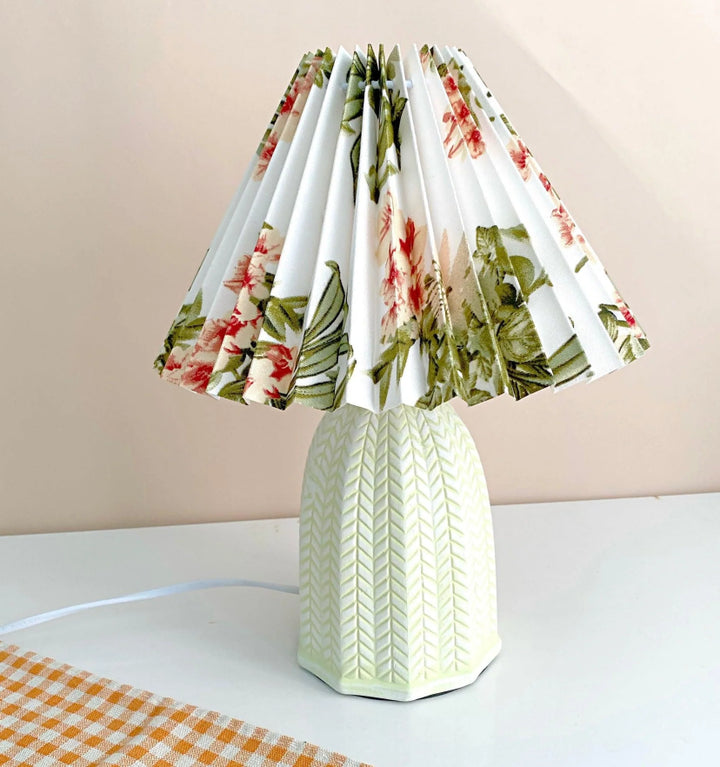 Vintage Pleated Table Lamp
