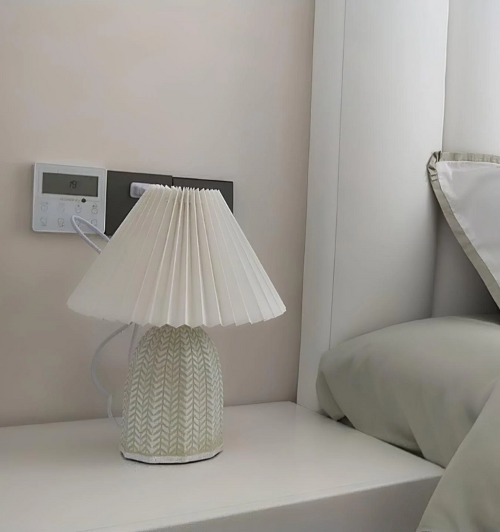 Vintage Pleated Table Lamp