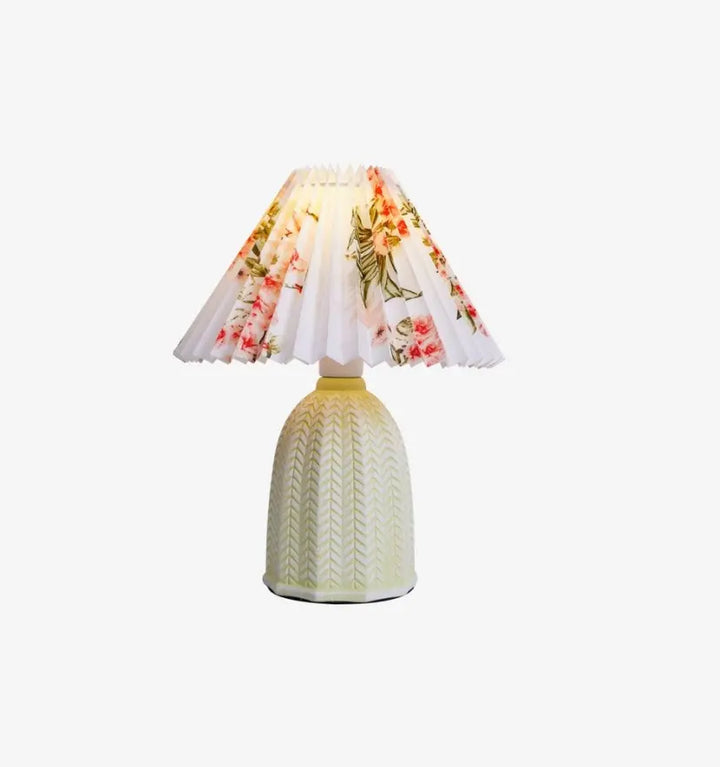 Vintage Pleated Table Lamp