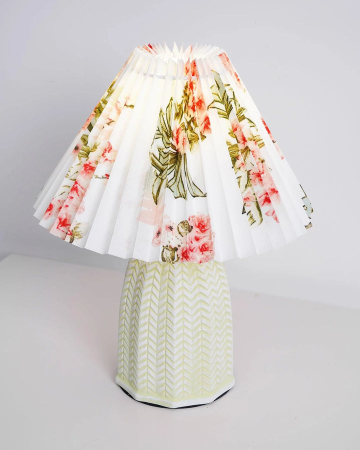 Vintage Pleated Table Lamp