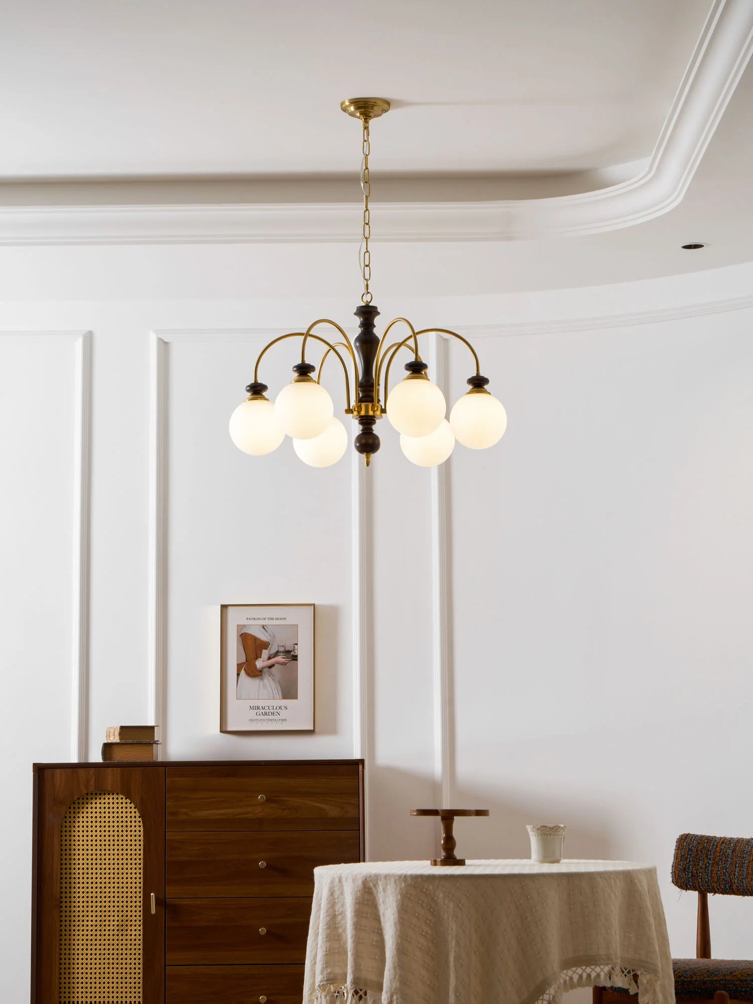Windsor Classic Chandelier - Yiarolight