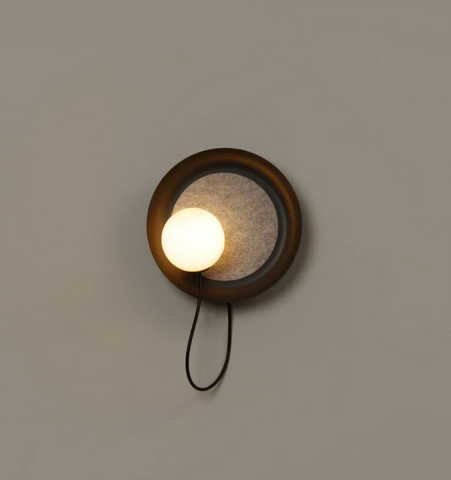 Wire Wall Lamp