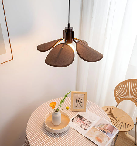 FOUR-LEAF CLOVER PENDANT LIGHT