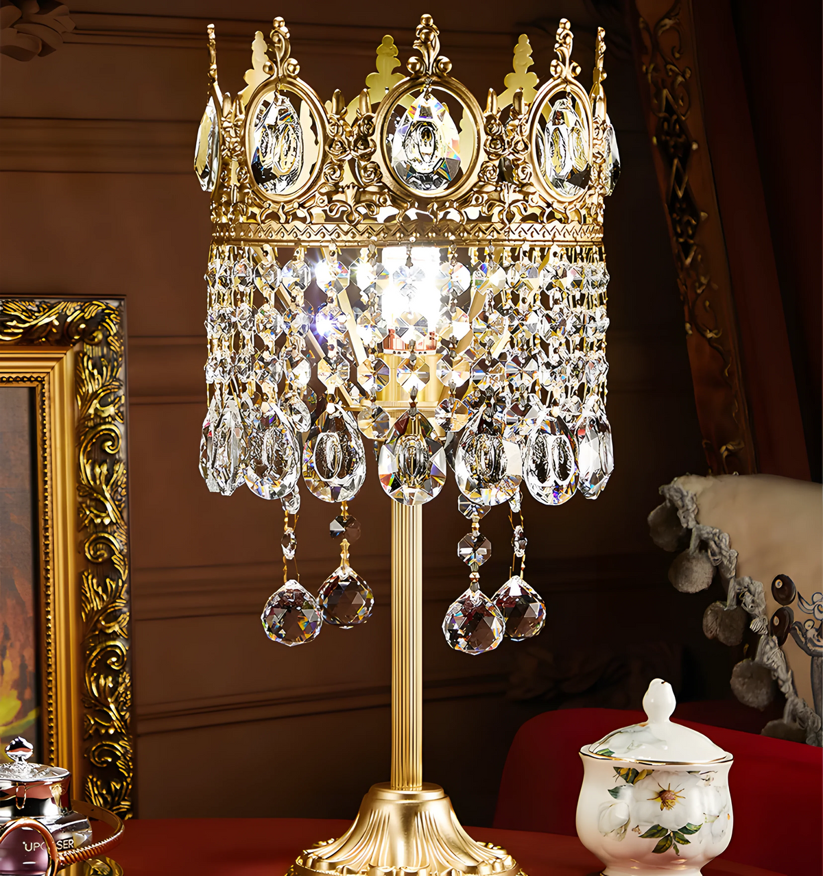 Vintage Royal Crystal Table Lamp