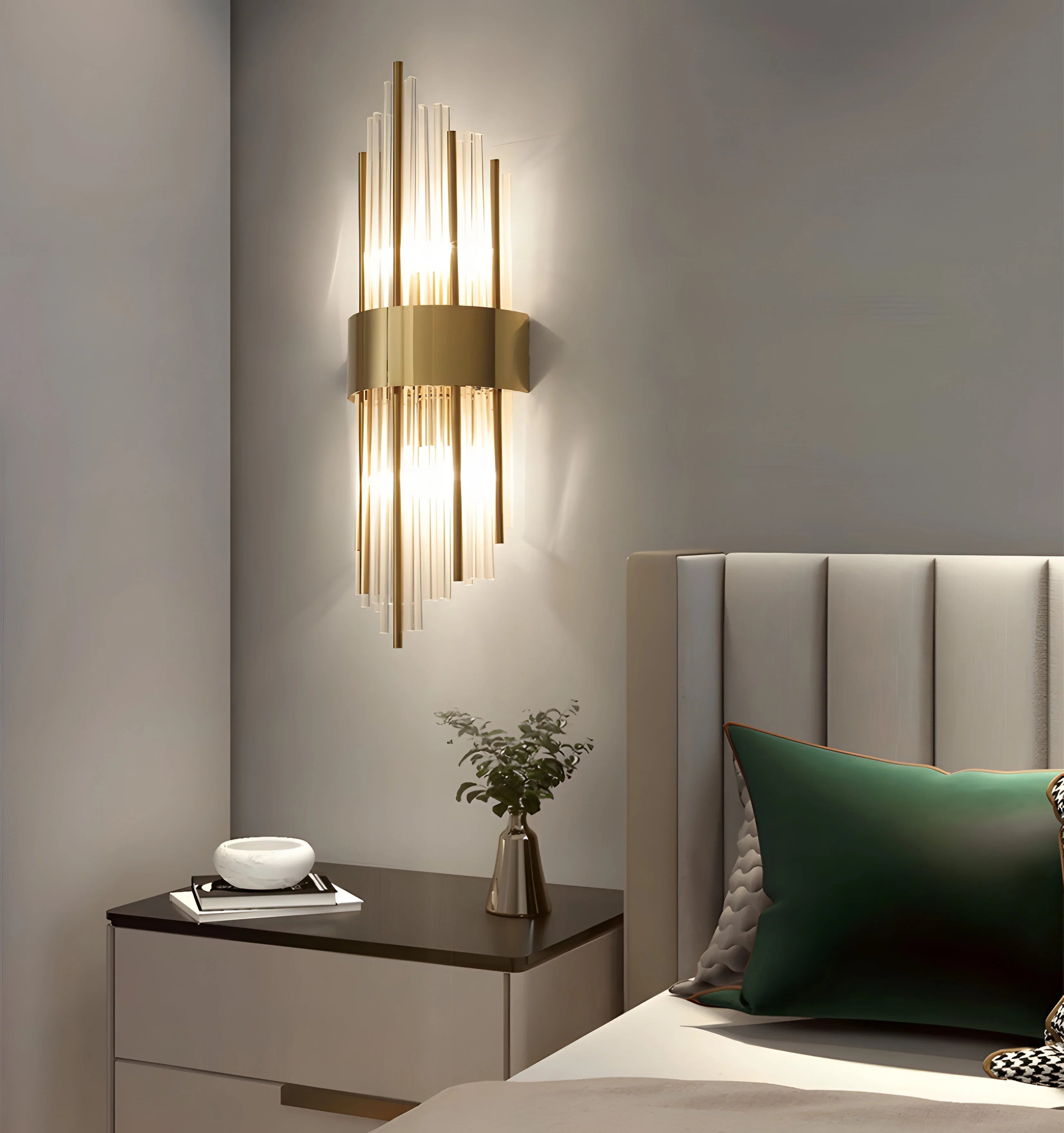 VICTORIA CRYSTAL WALL LAMP