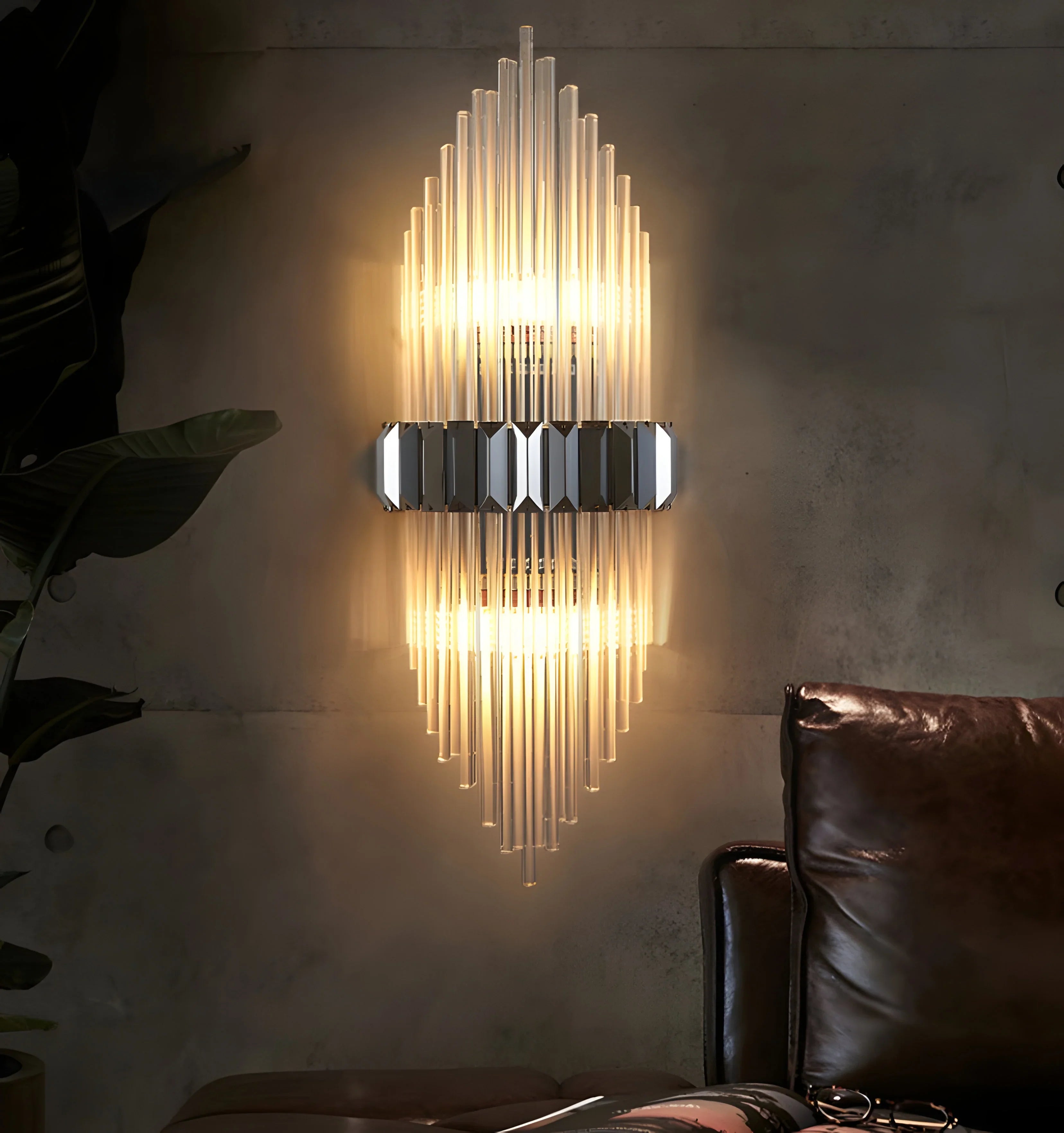 VICTORIA CRYSTAL WALL LAMP